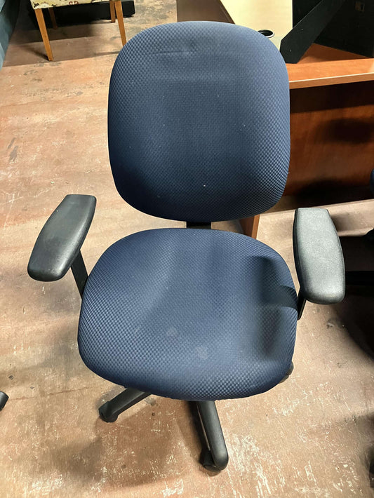 Sit On It - Mid Back Blue Task Chair - used. Office Furniture located in Mission Viejo, Orange County, CA 33.619850, -177.680500