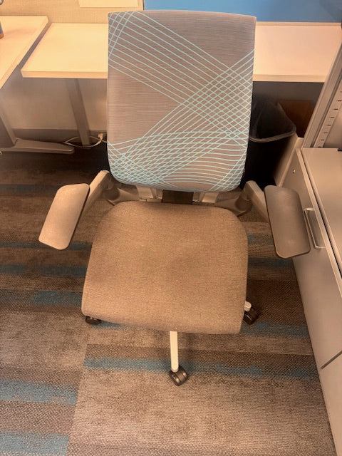 Steelcase "Gesture" Pnuematic Task Chair - Pre Owned