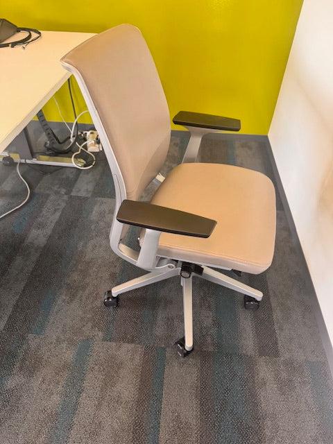 Steelcase "Think" Pneumatic Task Chair
