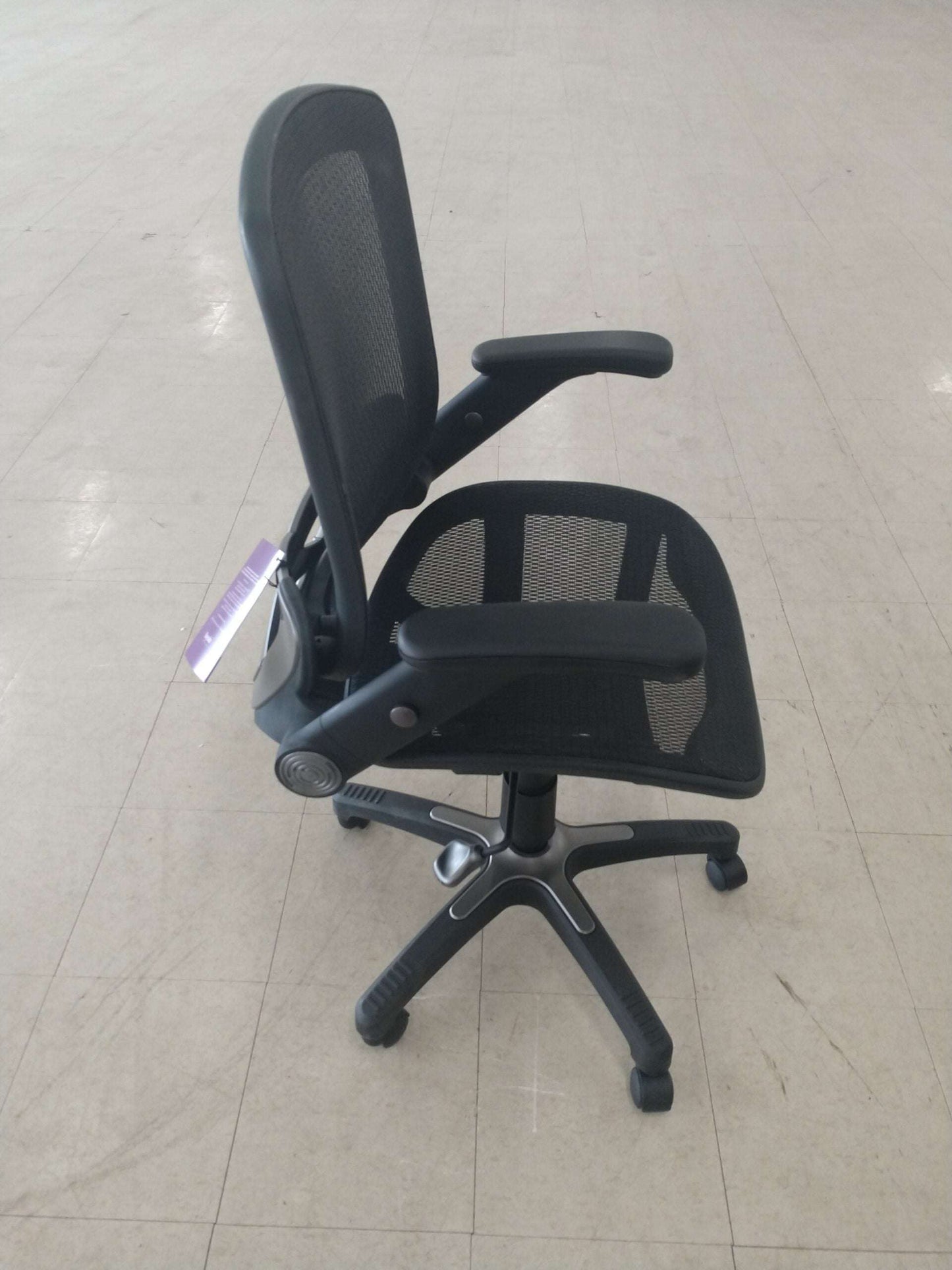 Mars Mesh Back Black Chair. Office Furniture located in Mission Viejo, Orange County, CA 33.619850, -177.680500
