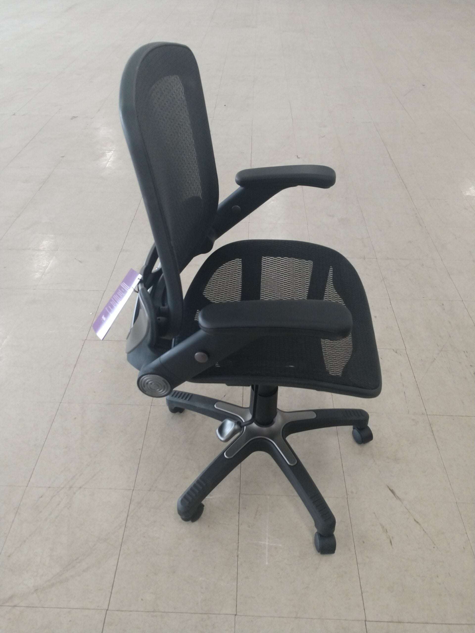 Mars Mesh Back Black Chair. Office Furniture located in Mission Viejo, Orange County, CA 33.619850, -177.680500