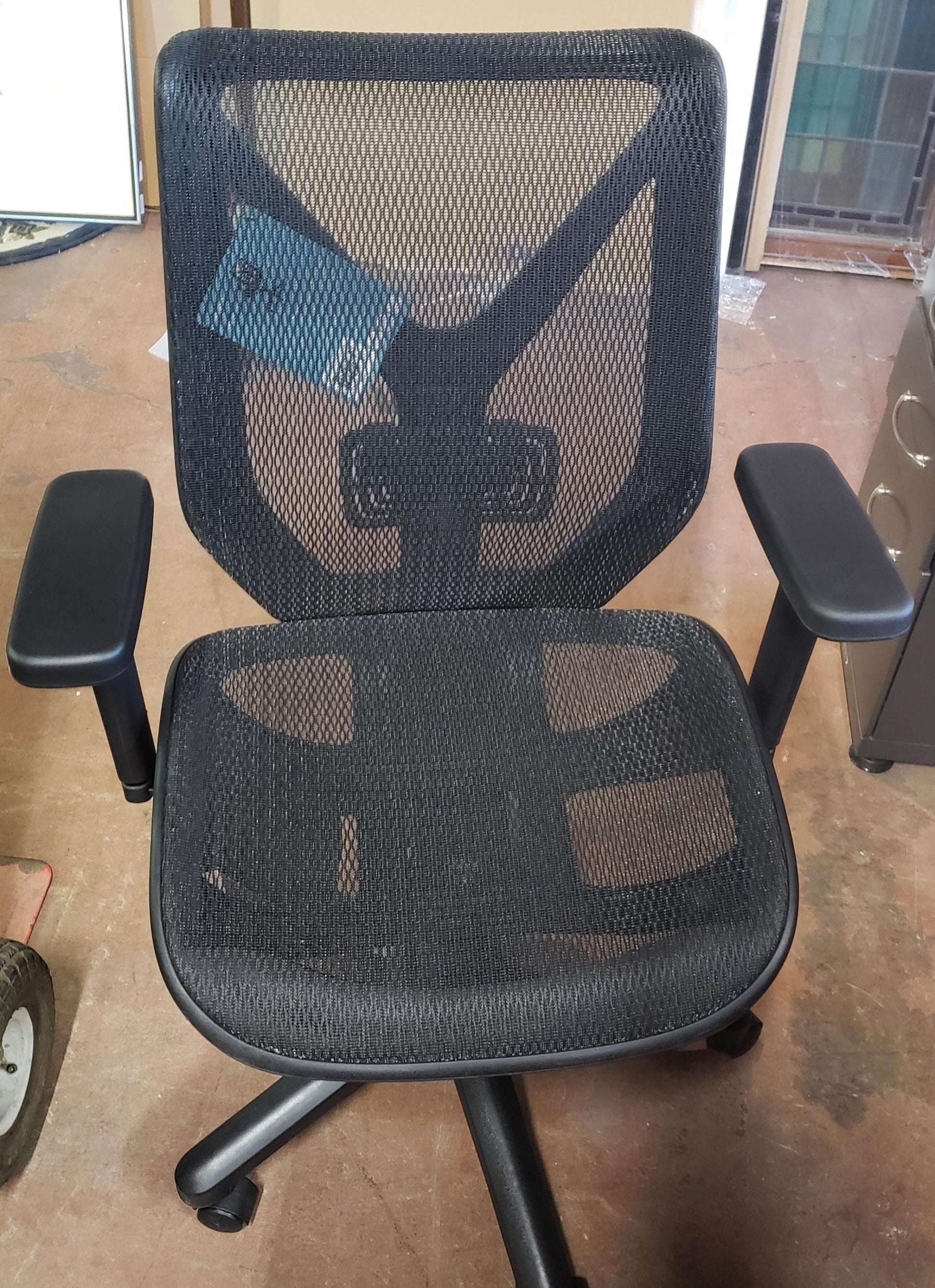 Mars Mesh Back Black Task Chair. Office Furniture located in Mission Viejo, Orange County, CA 33.619850, -177.680500