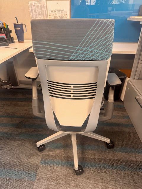 Steelcase "Gesture" Pnuematic Task Chair - Pre Owned
