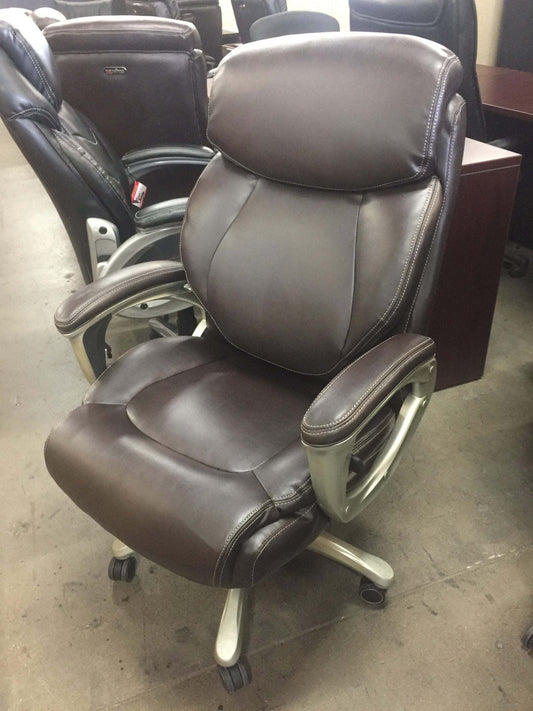 TW Brown Leather Executive Chair